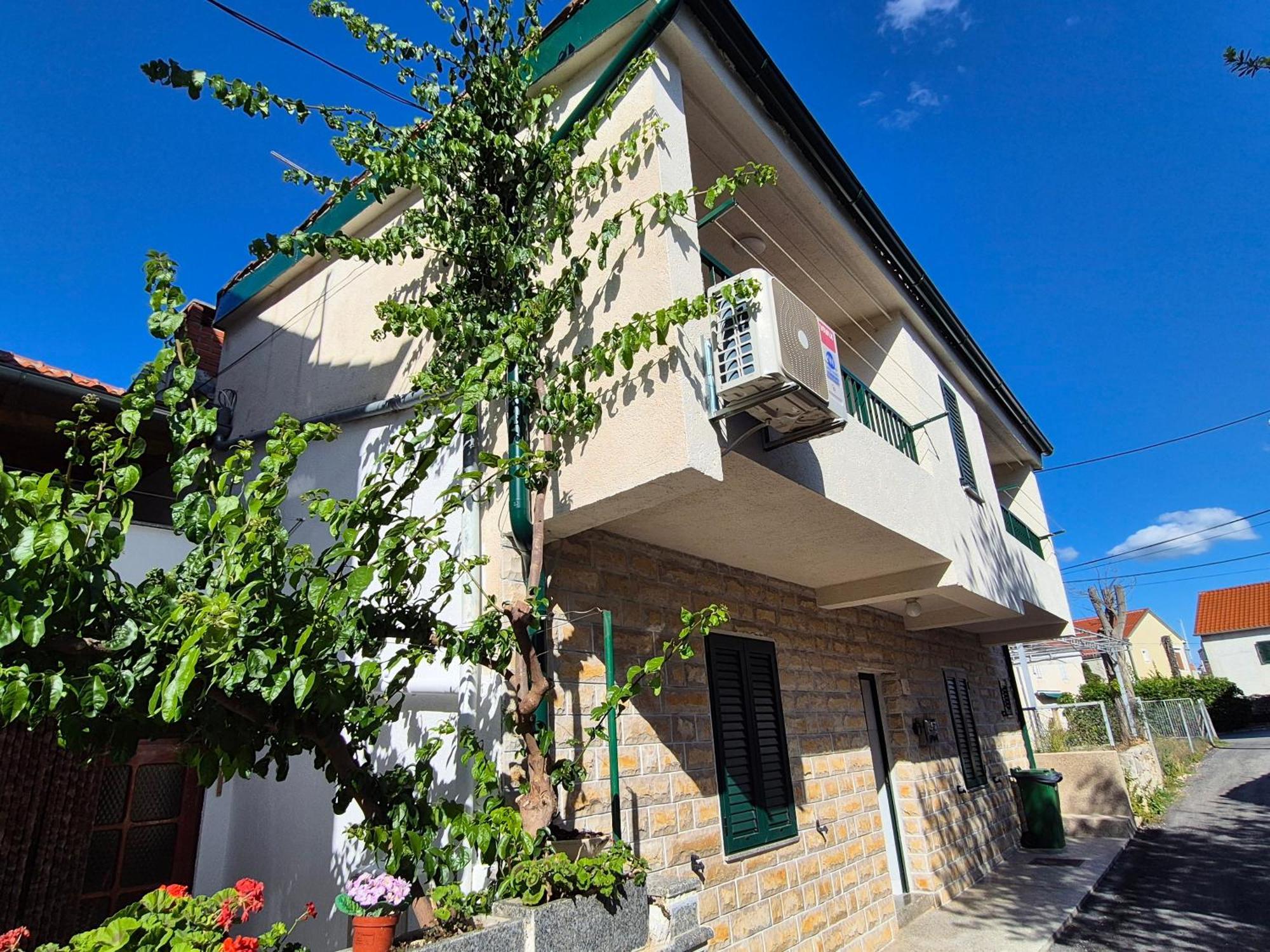 Holiday Home Marija Biograd Na Moru Eksteriør bilde